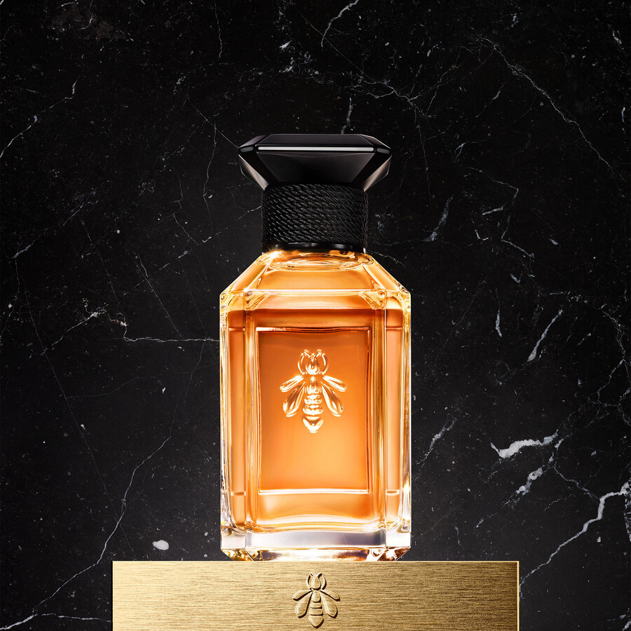 lart la matière pêche mirage perfume con aroma a melocotón ⋅ guerlain